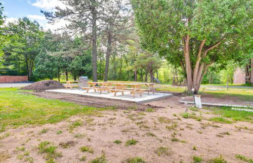 Inviting Peru Cabin with Patio, Grill and River Access - Foto 18