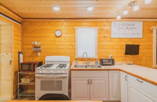 Lake Chateau's Private Cabin - Foto 19