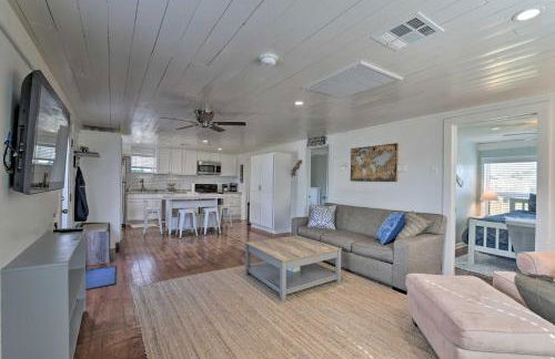 Walk to Beach and State Park! Bungalow in Galveston - Photo 7