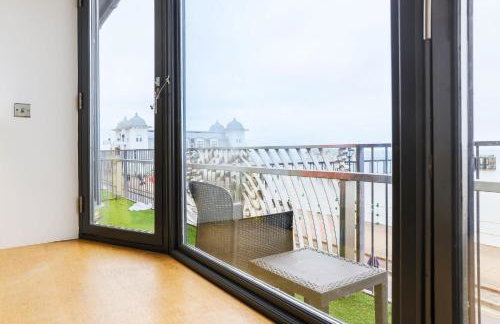 Luxury 1BR Seafront Apartment - Foto 26