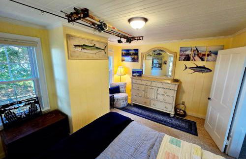 Historic Old Oak Cottage-Great water views! - Foto 14