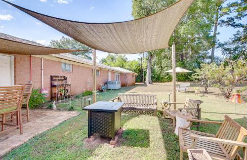 Fire Pit and Patios Peaceful Alto Getaway! - Foto 26