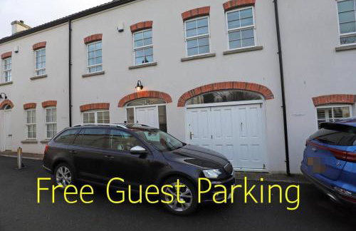 Royal Hillsborough Village Luxury Townhouse - Foto 27