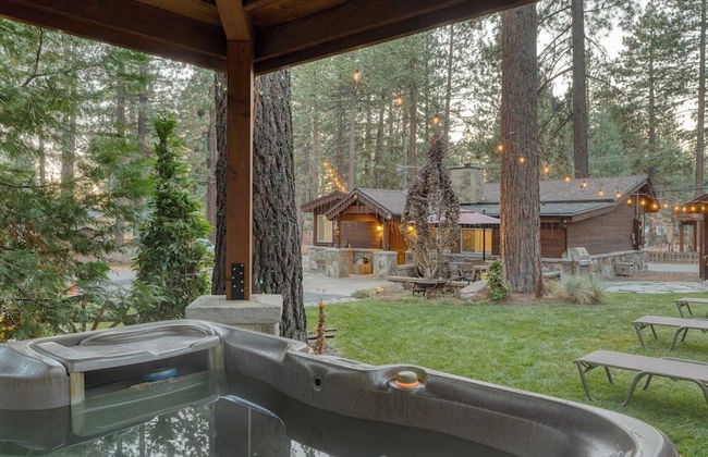 Lake Star by Avantstay Hot Tub, Walk to Beach - Foto 27