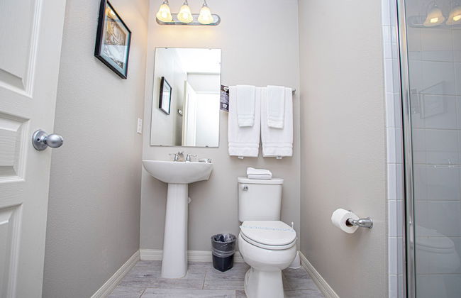 Family Friendly 4 Bedroom Close to Disney in Compass Bay Resort 5108 - Foto 17