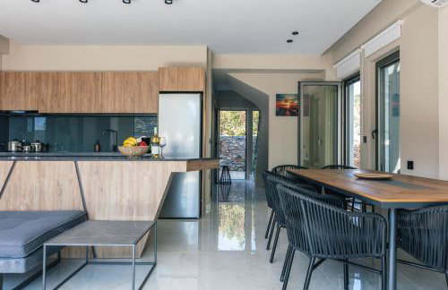 Isla Villas & Suites - Photo 22