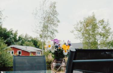 Natursee-Chalet,Spa mit Hot Tub,Jacuzzi,Sauna,Ponyhof,angeln - Photo 3