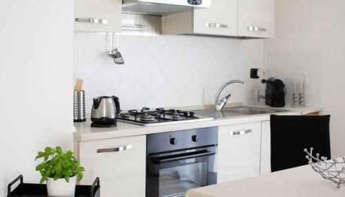 CA' GIALLA 2 - sul Lago di Lugano, Dog friendly, Terrazza e Parcheggio - - Foto 2, pet friendly, toaster