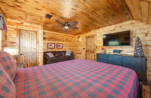 River Lodge Escape with Hot Tub - Foto 30