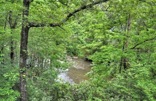 A Little Bit of Heaven Swim in the creek soak in the hot tub and relax in comfort - Foto 56