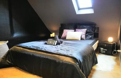 L'Escale Glamour et Chic - Netflix - Foto 1