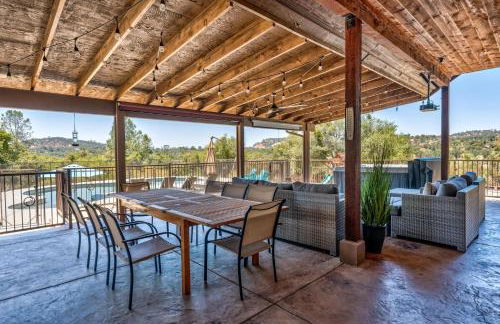 Mountain Elegance w/ pool, spa, projector - Foto 54