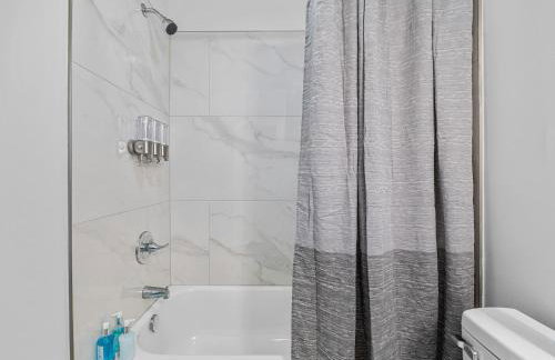 New build duplex-sleeps 6! Pet friendly! - Foto 31