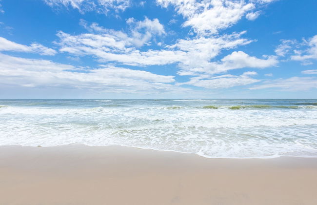 Crystal Shores West Condos by Hosteeva - Foto 40