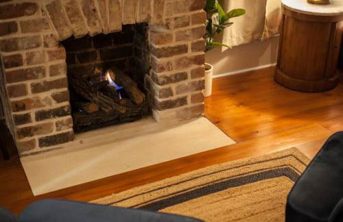 Intimate Library Studio - Minutes to Forsyth Park - Foto 22