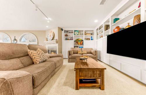 Spacious Beautiful Home with Stunning Bay Views - Foto 28