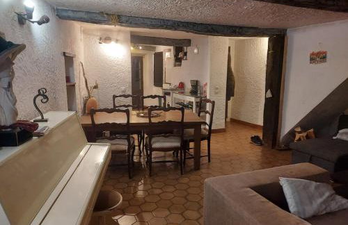 Maison de Montagne chaleureuse - Foto 2