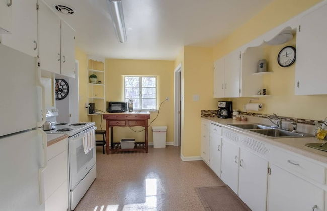 4 Bedroom Mountain View with Firepit & Ping Pong - Foto 18