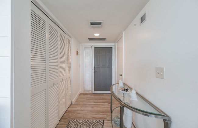 Magnificent Gulf View Condo 2 Bedroom Condo by RedAwning - Foto 25