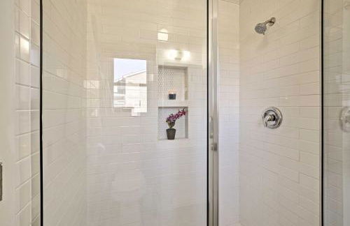 Coastal Home Walk to Holden Beach! - Foto 13