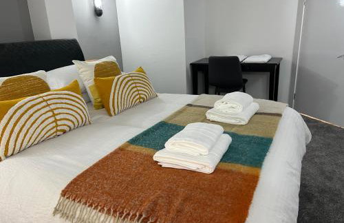 Airport Hideaway - Foto 13