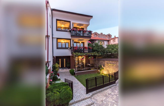 Villa Varosh - Photo 1