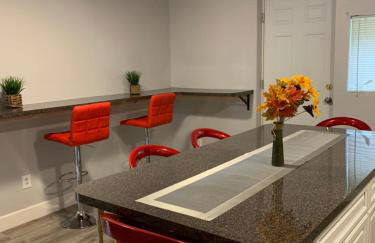 Niagara Falls (USA) Minutes to EVERYTHING - Photo 6