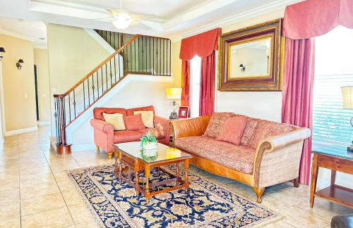 RR7510 – 6BR Villa w/ Game - Foto 6