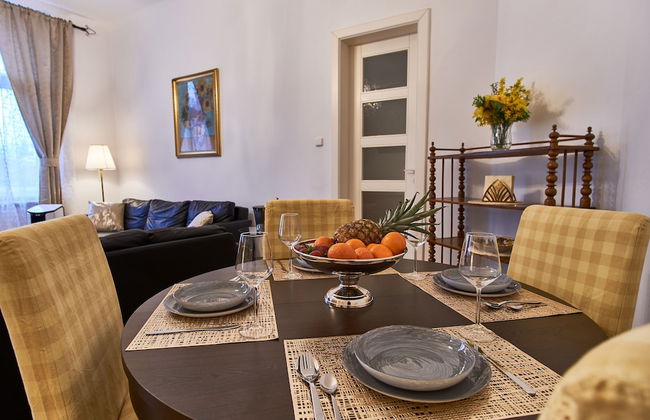 Old Town Square Royal Apartment - Photo 11