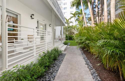 Lux Designer Apt 2BR and 2BA in the Heart of MIA Beach - Foto 18
