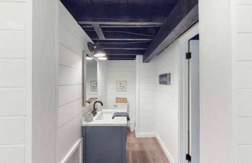 The Playmakers Funhouse-HOF Village - Foto 38