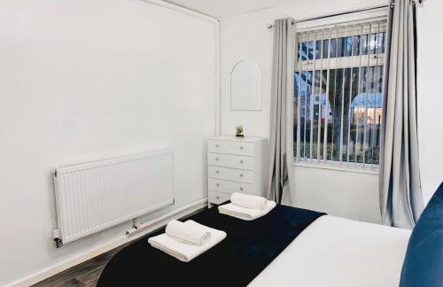 Cosy 1 bed flat, sleeps 4, free parking - Photo 41