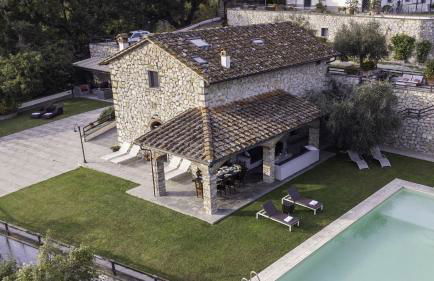 Villa Crociferi - Foto 4