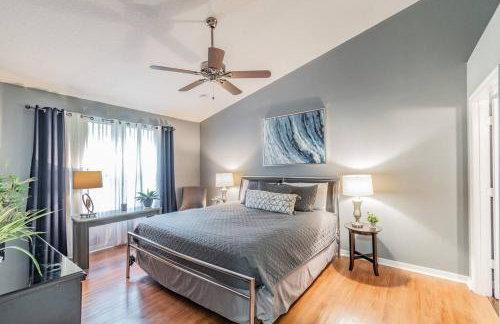 FABULOUS New Decor, Near Dis, Fireplace, Star Wars Children's BR, Next To Pool, LOW rates! - Foto 39