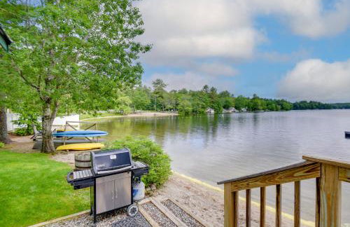 Waterfront Gray Home with Furnished Deck and Fire Pit! - Foto 20