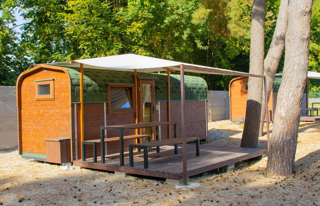 1 bedroom House in Hradec Kralove with garden - Photo 1