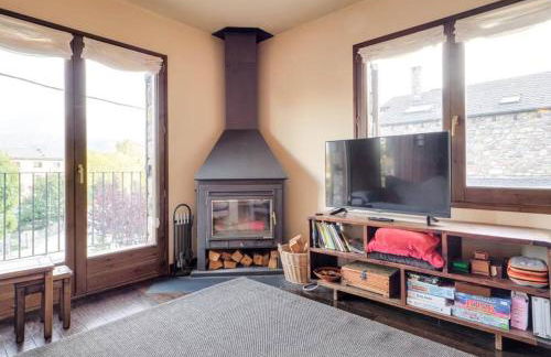 Cal Cente d'Isòvol - Mountain House with Garden and Views - Foto 6