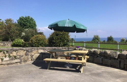 Holly Tree Cottage - Photo 2