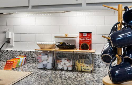 DFW Mid-Cities Oasis with Pool, Hot Tub and Fire Pit - Photo 5