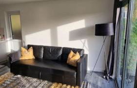 Delightful cabin retreat wrapped by natural beauty - Photo 9