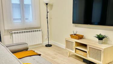 La Beltraneja XIII Apartamento con encanto en el casco histórico - Foto 2