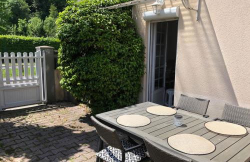 Petite maison avec terrasse - Foto 1