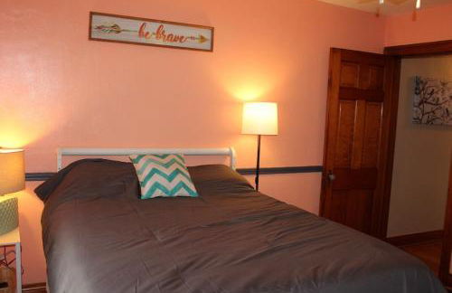 Charming Modern Retreat Near Downtown Jeffersonville & Bob Hedge Park - Foto 26