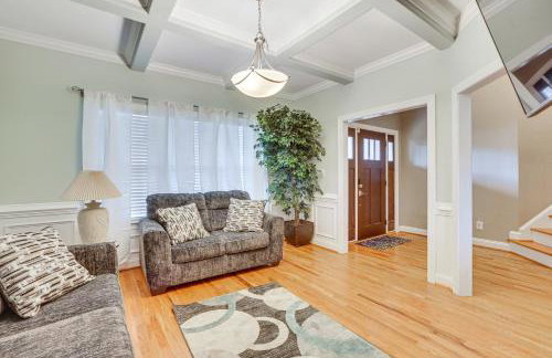 High Point Home about 1 Mi to Oak Hollow Lake! - Foto 2