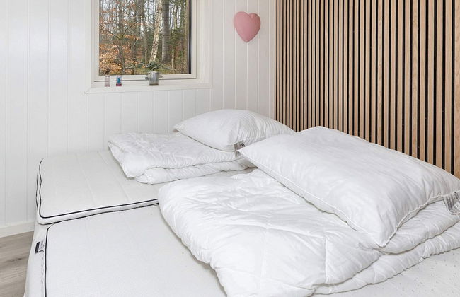 8 Person Holiday Home in Aars - Photo 2