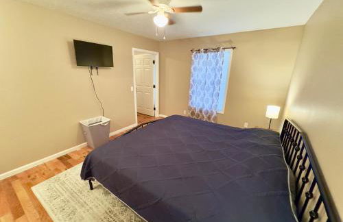 Peaceful Townhouse Near Lake - Foto 11