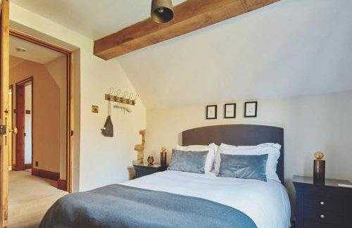 Large Stylish Luxury Cotswold Cottage - ideal for families, w/ EV charging - Foto 16