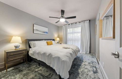 Spacious Dallas 2BR Condo Pool View - Foto 12
