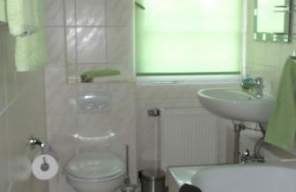 Wohnen im Holzhaus - Foto 2