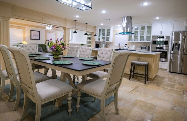 5Bdrm 3.5Bath 12Beds - HOME BIG AS TEXAS - Foto 20